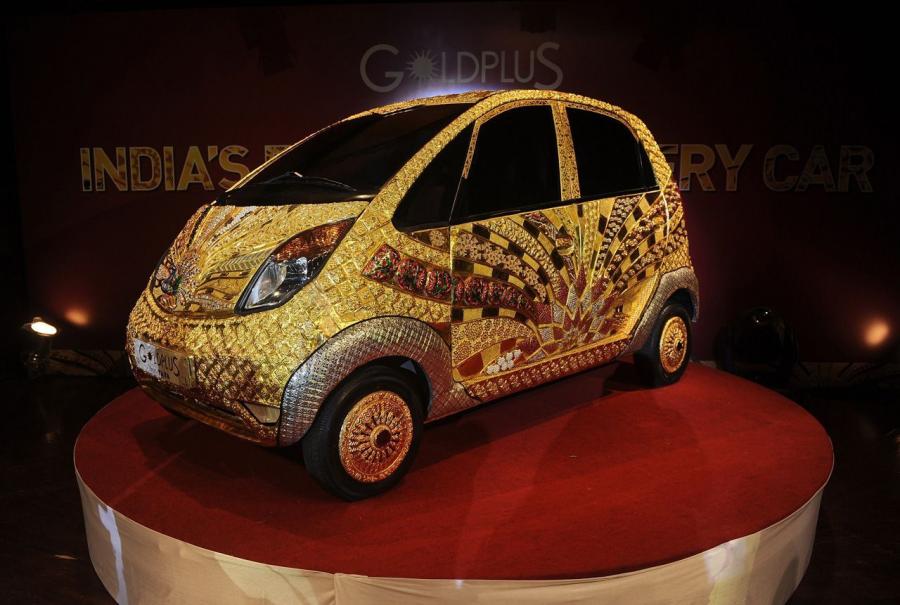  Tata Nano Gold Plus 2011 года  (фото 24 из 26)